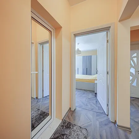 Oranssi Sunset - Free Parking Apartment *