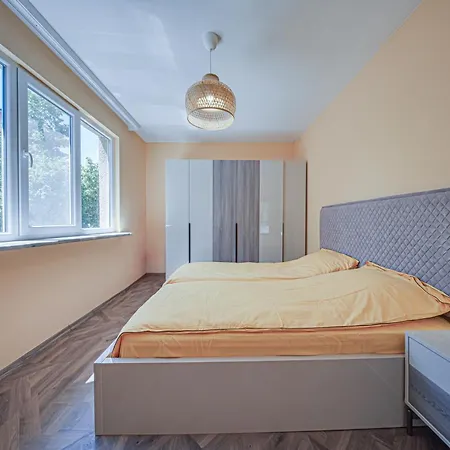 Apartment Oranssi Sunset - Free Parking *