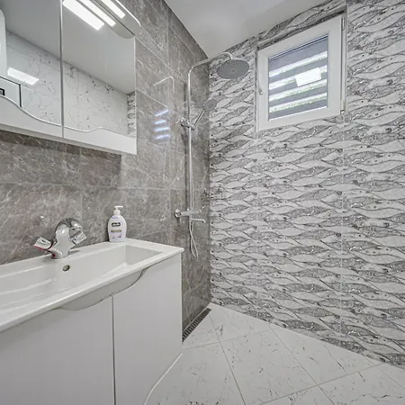 Oranssi Sunset - Free Parking * София